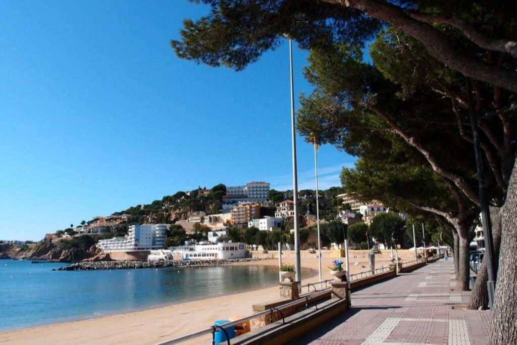 Nuevo Apartamento Moderno Elisa - A 80 Metros De La Playa Para 5 Personas Sant Feliu de Guíxols Dış mekan fotoğraf