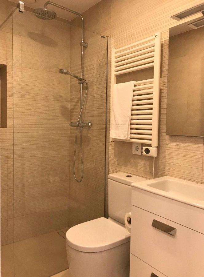 Nuevo Apartamento Moderno Elisa - A 80 Metros De La Playa Para 5 Personas Sant Feliu de Guíxols Dış mekan fotoğraf
